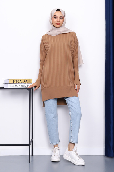 İmajButik Biscuit-Colored Knit Tunic with a Short Front and Long Back.