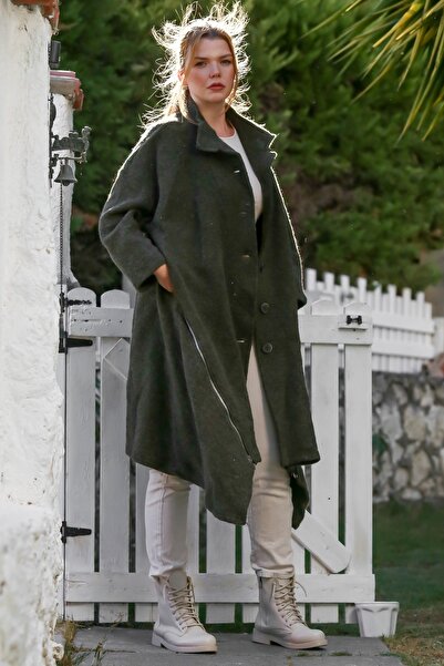 Chiccy Italian Khaki Judge Collar Long Sleeve Zippered Hidden Pocket Cashmere Oversize Woven Coat 105 70