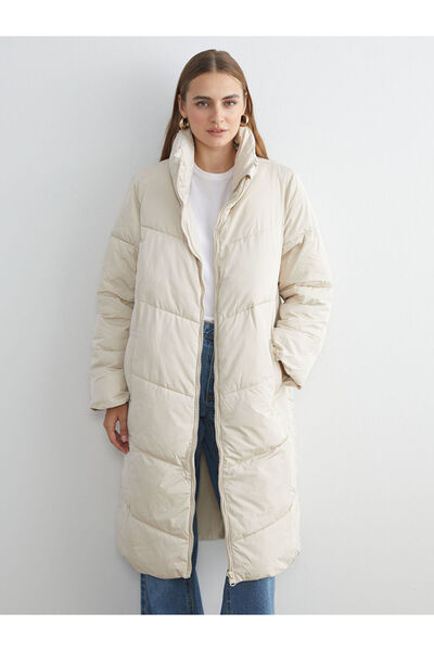 LC Waikiki Ecru Stand Collar Women's Puffer Jacket