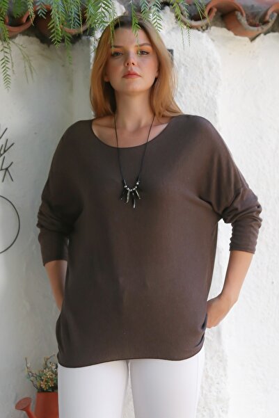 Chiccy Ιταλική καφέ μπλούζα με λαιμόκοψη με μακρύ μανίκι μονόχρωμη λεπτή πλεκτή μπλούζα 78 63