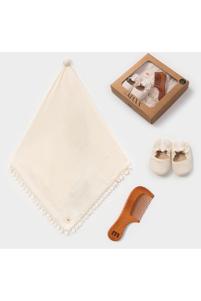 LOVE MAXX Cotton Baby Muslin Blanket Comb and Booties Set