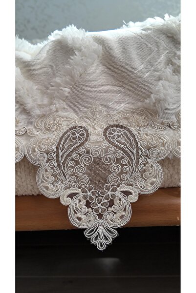 Madamca Lusso exulive екрю 180*250 (з різними варіантами вишивки (2 подушки в подарунок)