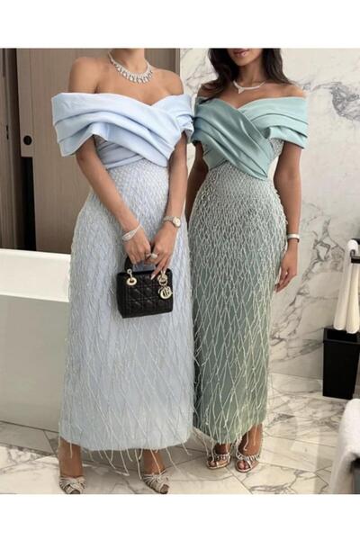 Fashion jewels Luxurious evening dress