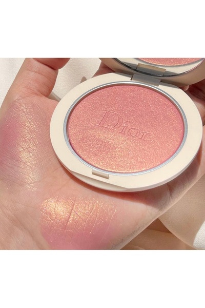 Christian Dior Forever Couture Luminize Highlighter