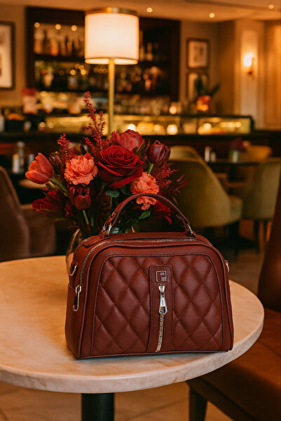 MY VİNTAGE Luxury Quilted Leather Shoulder Bag – Stylish Model with Metal Detailing