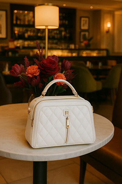 MY VİNTAGE Luxury Quilted Leather Shoulder Bag – Stylish Model with Metal Detailing