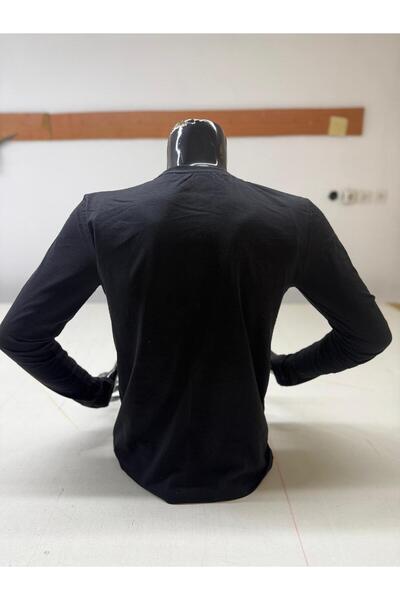 HT Outdoor Our Long-Sleeved T-Shirt Model Is Made of 100% Cotton with a Skeleton Fish Figure.