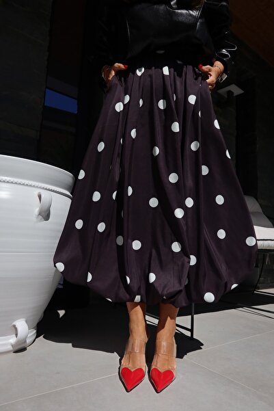 Özge Özgenç Polka Dot Balloon Skirt