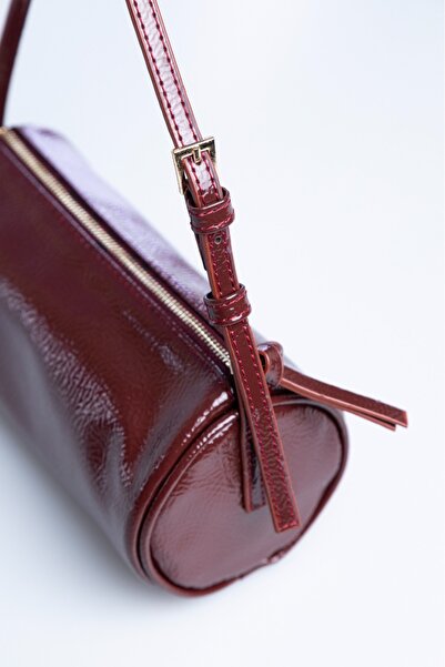 KISCHE Cylinder Burgundy Premium Leather Hand and Shoulder Bag