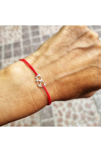 Wild Bracelets Adjustable adult bracelet made of 925 Silver with Kitty charm and red silk cord