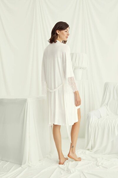 MONAMİSE Women'S, Low-Cut, Lace on the Neck and Sleeves, Ecru Dressing Gown Set