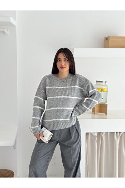 fiolin Soft Texture Crew Neck Striped Knitwear Sweater