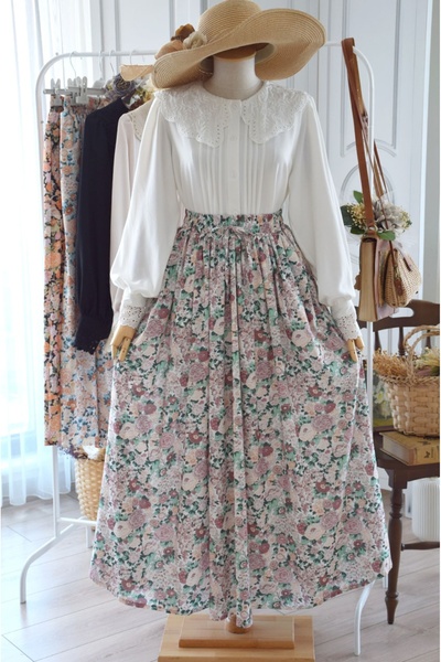 EMİNOS BUTİK Fusta florală verde