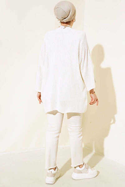 TİSTA Women's White Bat Sleeve Oversize Knit Cardigan