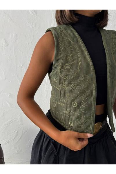 auzou eveil Women's Velvet Embroidered Vest