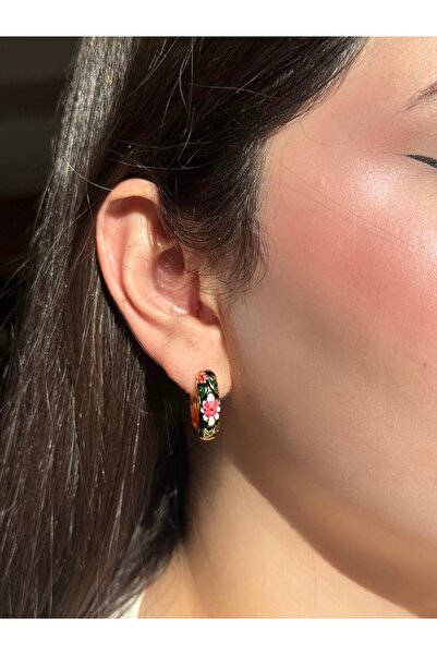 Twinssis Accessories أقراط دائرية موديل مينيلي باباتيا