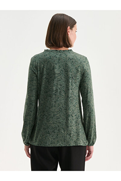 LC Waikiki Yeni Sezon Bağlamalı Yaka Desenli Bluz