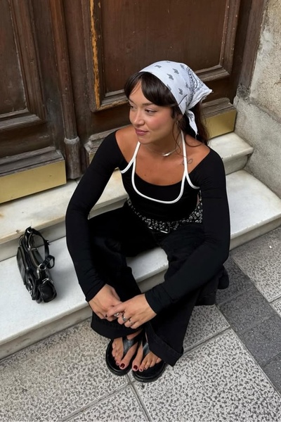 World Fashion Trends 9095 BLUZĂ ELASTICĂ CU MÂNERE LUNGĂ, CU GĂRĂ, ALBASTRĂ