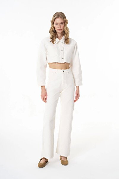 Myra Knitted Detailed Cut-Off Leg Jeans Cream