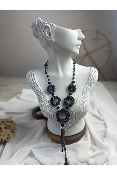 SEDEF TAKI Siyah kum boncuklu Vintage kolye