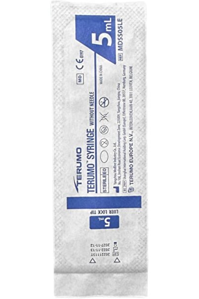 TERUMO محقنة بدون إبرة 5 مل Leur Lock عبوة من 50