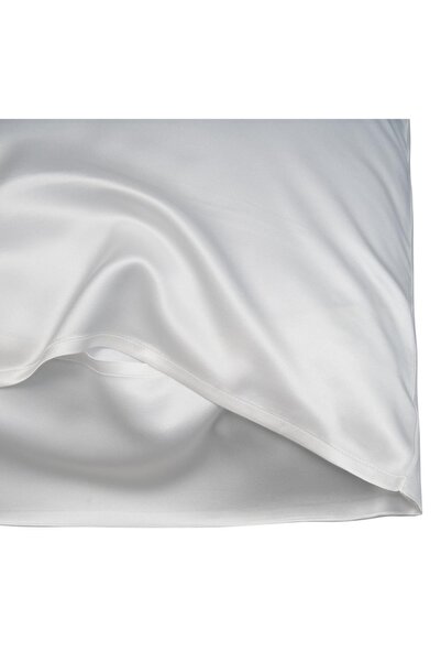 En Privé Mulberry Silk Pillowcase En Privé, 50x70 cm, Ivory