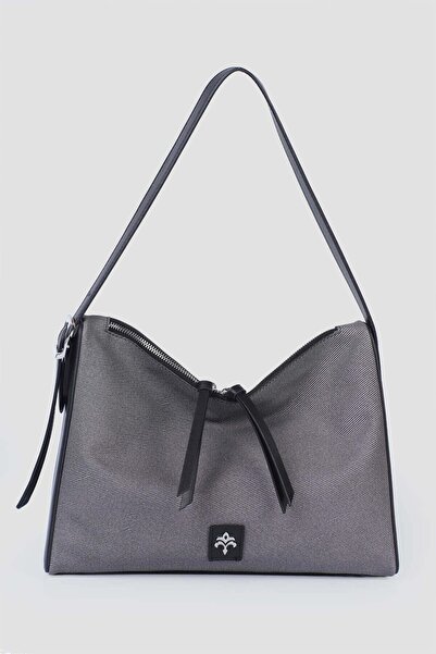 Jacquline Black Women's Hand and Shoulder Bag Im585