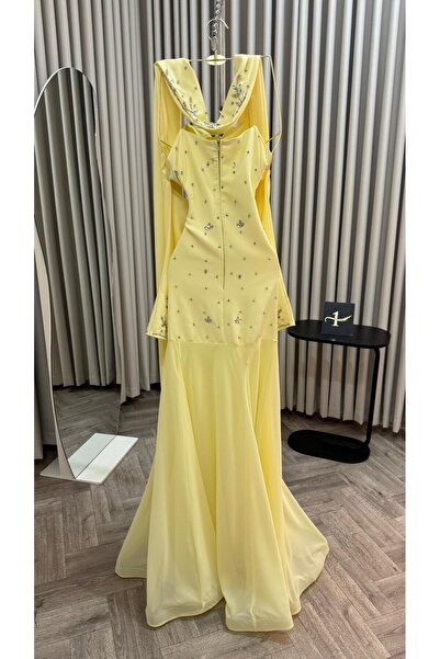 NALA FASHION Barbie evening dress with its light yellow design and hand embroidery
