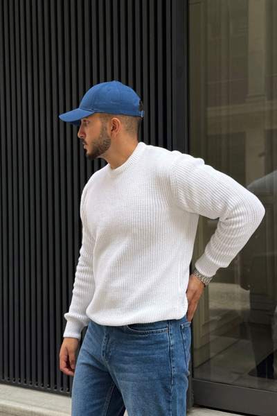Livio Ferri Koba Men's Thessaloniki Knit Oversize Crew Neck Thick Sweater