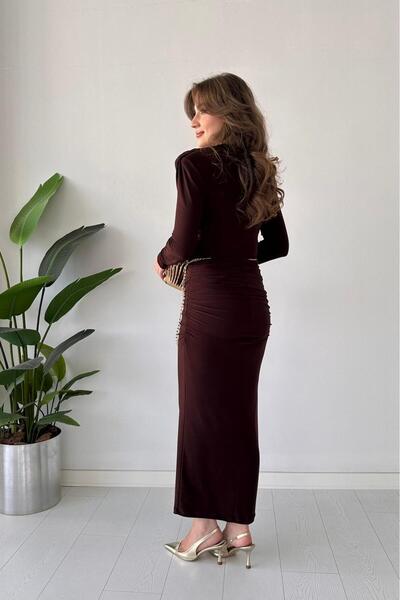 MaziButik Padded Chain Belt Dress Brown