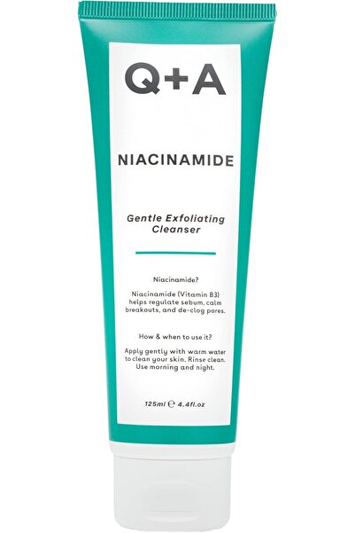 Q+A منظف ​​مقشر لطيف بالنياسيناميد للبشرة المتعبة والمشوهة - 125 مل