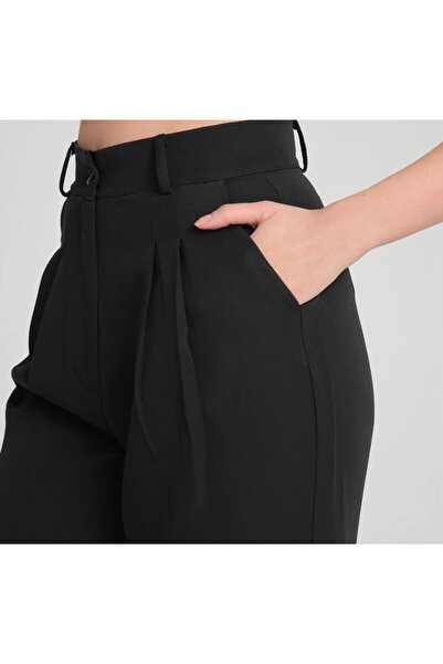 LAVA FASHION High Waist Pleated Palazzo Pants Designed for Successful Women