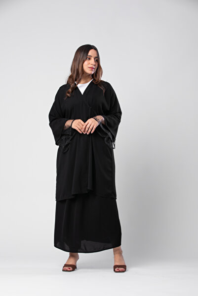 outline Black abaya skirt with wide tulle sleeves