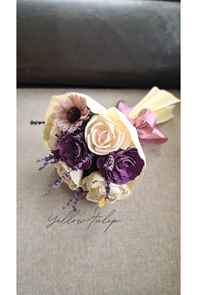 Yellow Tulip Buchet/ aranjament floral, cu 9 flori sola nemuritoare si plante...