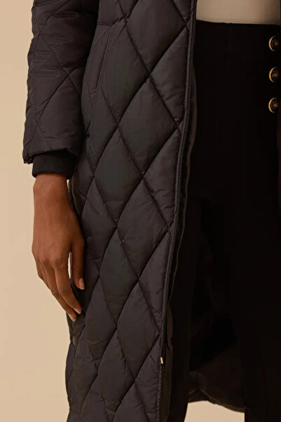 SEÇİL Hooded Long Quilted Anorak Coat - Black