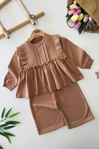 Minigimin Cicileri Costum din bumbac pentru fetiță cu detalii brodate cu flor...