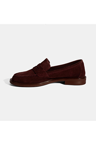 Desa Women's Burgundy Suede Loafer