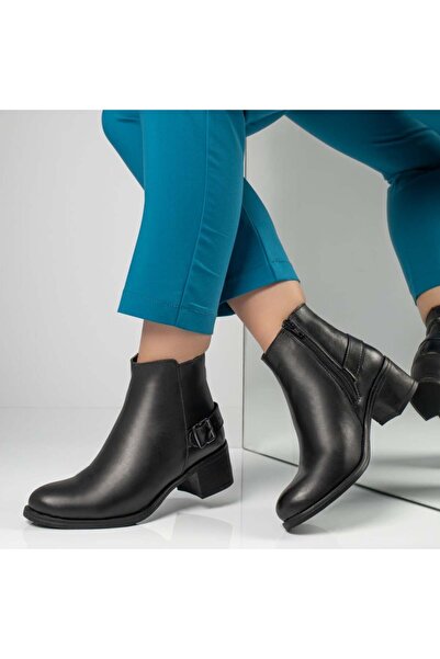 Modlet.ro Women's black zipper boots made of leather MOD10370