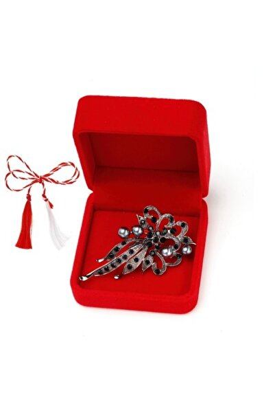 OEM Broșă mărțișor vintage, floare cu marcasite și 4 perle gri în cutie de ca...