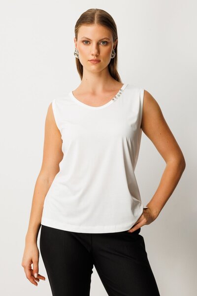 ON Αμάνικο βασικό μπλουζάκι με λεπτομέρεια με κουμπιά στο λαιμό