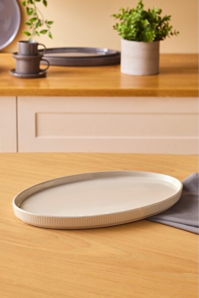 Karaca Massimo Kayık Tabak Krem 31 cm