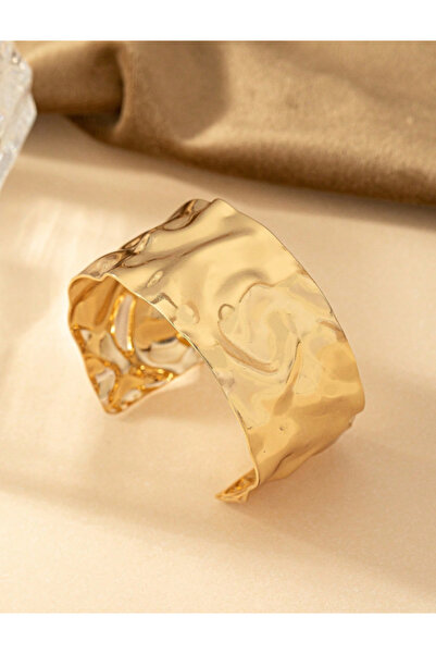 Ervalina Sıkıştırılabilir Soyut Düzensiz Gold Kelepçe Bileklik