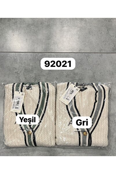 nutika Gold Button Detailed Midi Cardigan