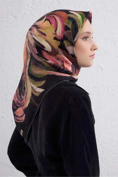 Armine Sura Saf İpek Eşarp 9423 - 36 Siyah Karışık Desen