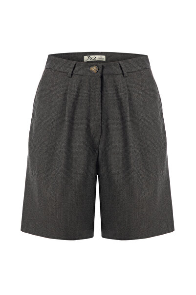 F&K 3X2 Pleated Bermuda Shorts