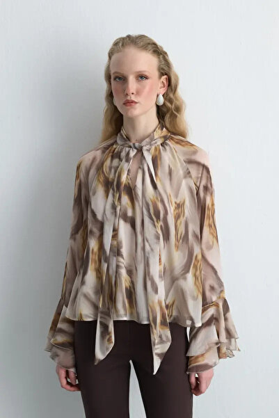 Gusto Halter Neck Patterned Chiffon Blouse - Beige