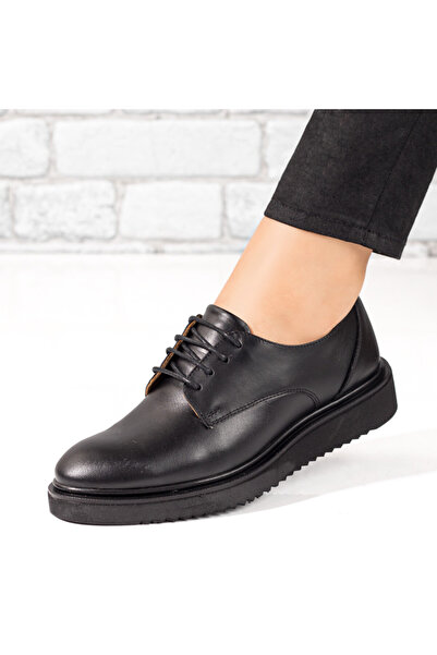 Modlet.ro Γυναικεία μαύρα παπούτσια με κορδόνια από δέρμα MOD03627