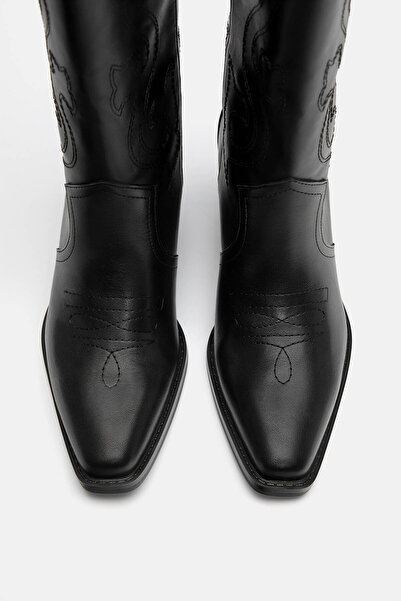 Pull & Bear Kovboy bot