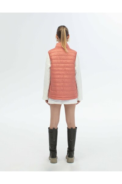 ABOUT US Quilted Fully Padded Seasonal Regular Fit Vest # 4630