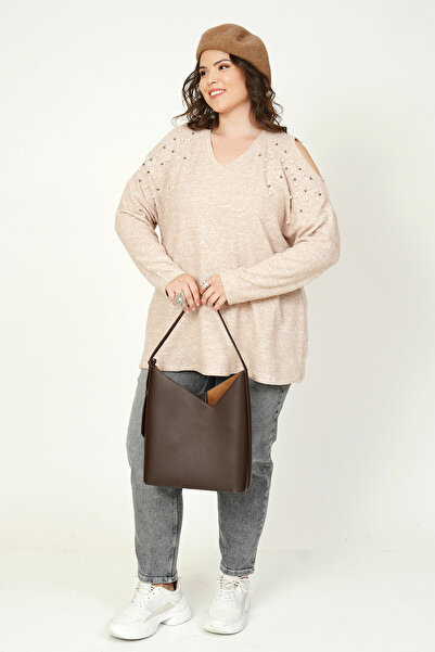 Büyük Moda Tricot Sweater with Pearl and Stone Details